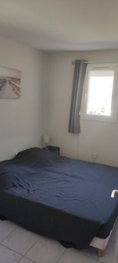 Appartement T2 Climatise Dans Residence Calme Кавалере-сюр-Мер Екстериор снимка
